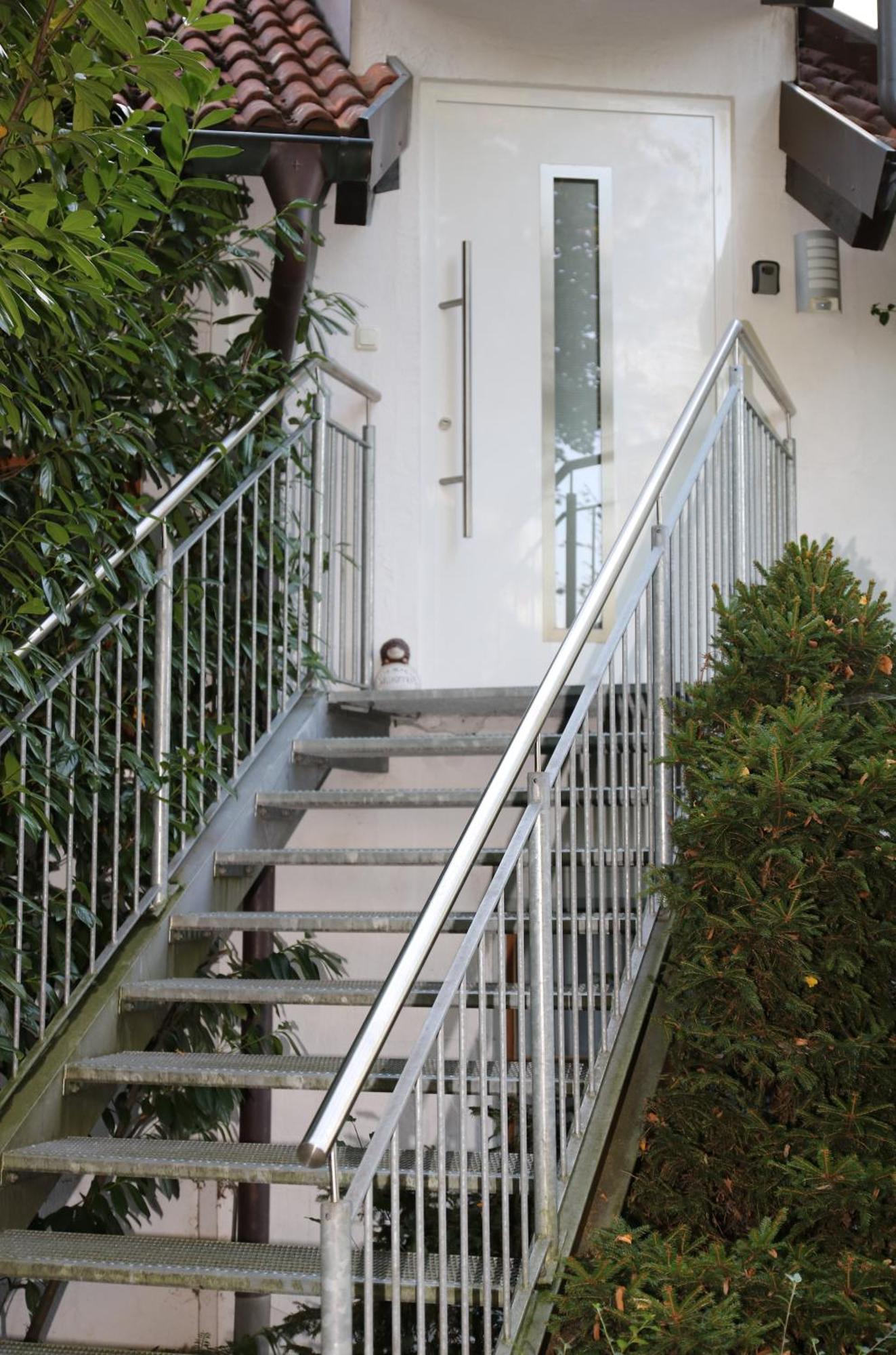 Ferienwohnung - Dachgeschoss Schmuckstueck Wolnzach Ngoại thất bức ảnh